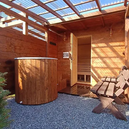 Sudecka Ostoja Z Balia I Sauna لوبافكا